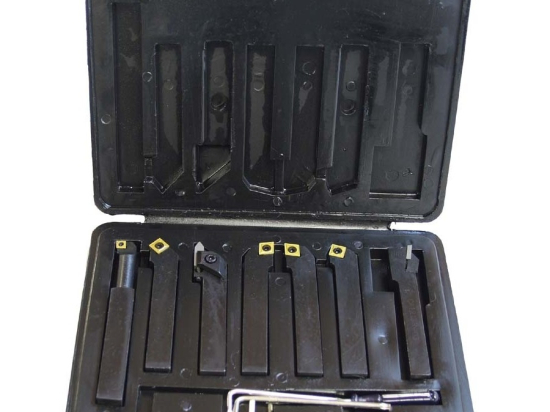 Coffret 7 outils de tournage métal section 16 x 16 mm à plaquettes