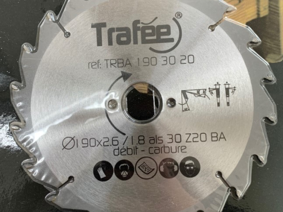 Trafée : Lame carbure 190 z=20 al: 30 mm - 2 achetée : 1 offerte