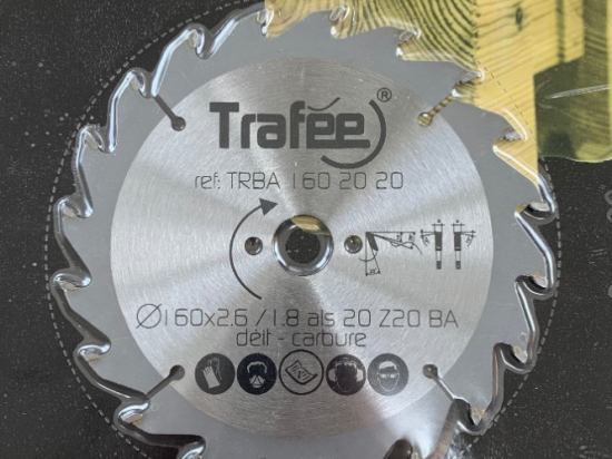 Trafée : Lame carbure 160 z=20 al: 20 mm - 2 achetée : 1 offerte